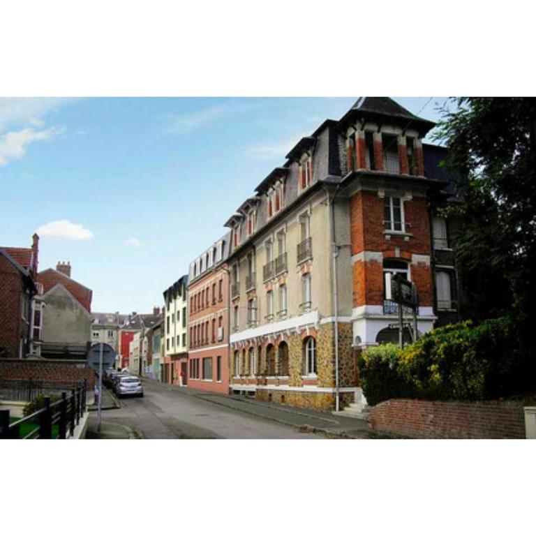 Auberge Des Remparts Péronne Exteriör bild